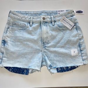 NWT Old Navy 3” inseam Stonewashed Shorts Size 12